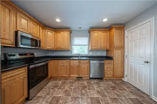350 Creekview, Oakdale, PA 15071 - Photo 10