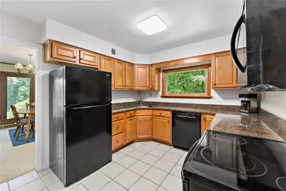 3505 Meadow Gate Dr, Murrysville, PA 15668 - Photo 6
