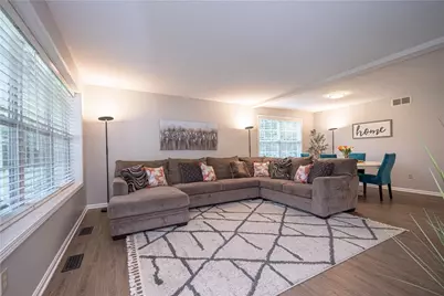 435 Cottage Ln, Monroeville, PA 15146 - Photo 6