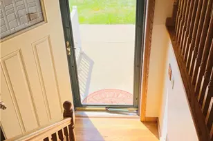 3174 New Hampshire Dr, Lower Burrell, PA 15068 - Photo 10