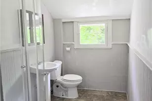408 Pine St, New Castle, PA 16101 - Photo 14