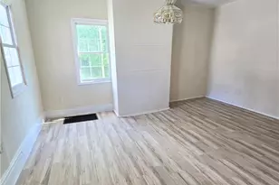 408 Pine St, New Castle, PA 16101 - Photo 4