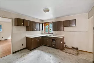 525 Larimer Ave, Turtle Creek, PA 15145 - Photo 20