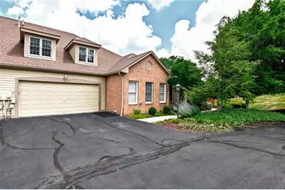 117 Linden Ct, Seven Fields Boro, PA 16046 - Photo 2