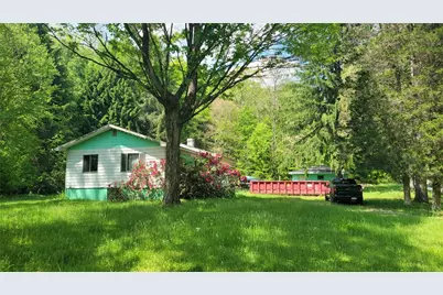 190-192 Hawkins Hollow Rd, Springfield Township, PA 15425 - Photo 2