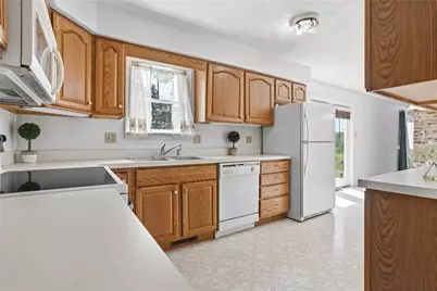 103 Adams Cir, White Township, PA 15701 - Photo 4