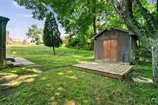 113 5th Ave, West Mifflin, PA 15122 - Photo 32