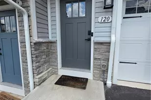 120 Crown St, McKees Rocks, PA 15136 - Photo 2