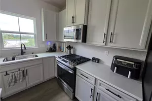 120 Crown St, McKees Rocks, PA 15136 - Photo 16
