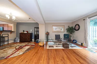 602 Berrington Ct, Bethel Park, PA 15102 - Photo 10