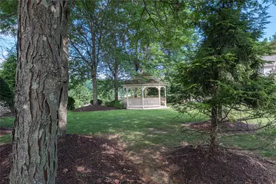 602 Berrington Ct, Bethel Park, PA 15102 - Photo 28