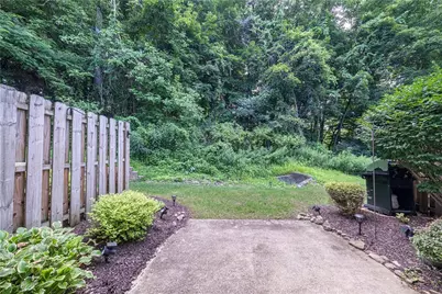 602 Berrington Ct, Bethel Park, PA 15102 - Photo 24