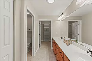 1102 Wealdstone Rd, Cranberry Township, PA 16066 - Photo 14
