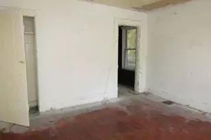 303 Flowers Ave, Pittsburgh, PA 15207 - Photo 14