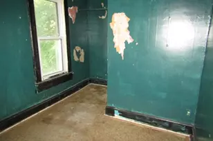 303 Flowers Ave, Pittsburgh, PA 15207 - Photo 16