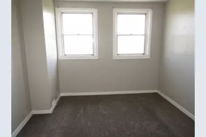 327 Quincy Ave, Pittsburgh, PA 15210 - Photo 18