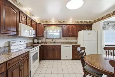 1031 Sharon Dr, Rostraver, PA 15012 - Photo 8