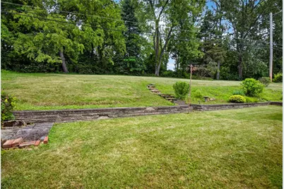 265 Bost Dr, West Mifflin, PA 15122 - Photo 26