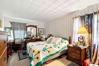 11 Charles St, Burgettstown Boro, PA 15021 - Photo 4