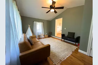 211 N 18th Ave, New Brighton, PA 15066 - Photo 14