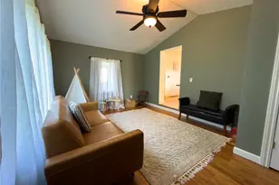 211 N 18th Ave, New Brighton, PA 15066 - Photo 14