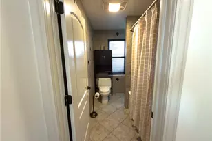 211 N 18th Ave, New Brighton, PA 15066 - Photo 20