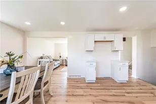 1110 Skyline Dr, Hempfield Township, PA 15601 - Photo 16