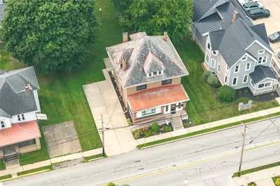 208 W New Castle St, Zelienople, PA 16063 - Photo 36