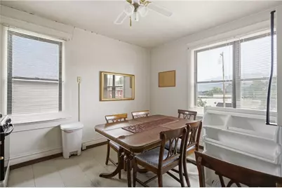 208 W New Castle St, Zelienople, PA 16063 - Photo 22