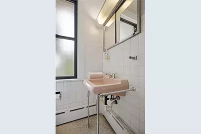 208 W New Castle St, Zelienople, PA 16063 - Photo 26