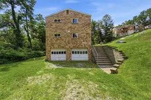 218-220 Pointview, Pittsburgh, PA 15227 - Photo 2
