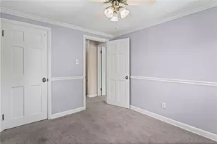 595 Kenilworth Dr, Pittsburgh, PA 15228 - Photo 28