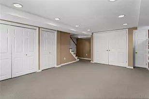 595 Kenilworth Dr, Pittsburgh, PA 15228 - Photo 34