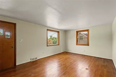 3121 Aniray Cir, Bethel Park, PA 15102 - Photo 4