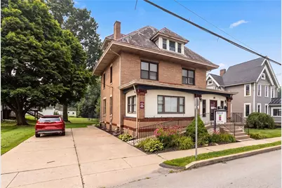 208 W New Castle St, Zelienople, PA 16063 - Photo 4