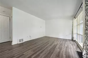 753 Jefferson Rd, Pittsburgh, PA 15235 - Photo 8