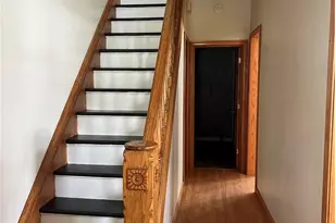 121 Hamilton Ave, Vandergrift, PA 15690 - Photo 2