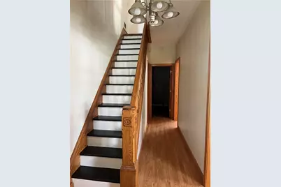 121 Hamilton Ave, Vandergrift, PA 15690 - Photo 2