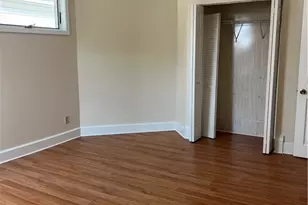 121 Hamilton Ave, Vandergrift, PA 15690 - Photo 6
