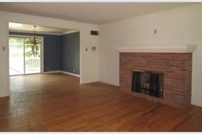 410 Crestridge Drive, Hempfield Township, PA 15601 - Photo 6