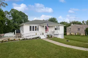 32 John Dr, Hanover Township, PA 15021 - Photo 2