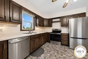 32 John Dr, Hanover Township, PA 15021 - Photo 6