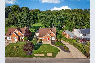111 Green Oak Lane, Scott Township, PA 15220 - Photo 4