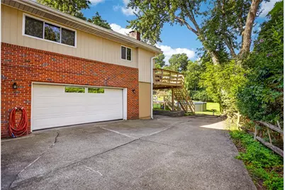 111 Green Oak Lane, Scott Township, PA 15220 - Photo 28