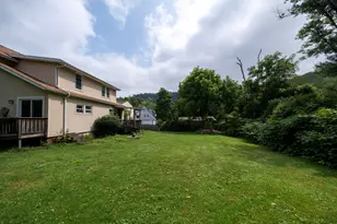 517 Moray Ln, Elizabeth Twp/Boro, PA 15601 - Photo 2