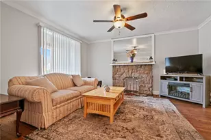 129 E Schwab Ave, Munhall, PA 15120 - Photo 6