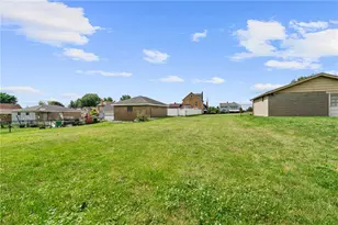 129 E Schwab Ave, Munhall, PA 15120 - Photo 28