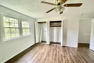 1010 River Oaks Dr, Pittsburgh, PA 15215 - Photo 8