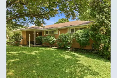 1200 East St, Hermitage, PA 16148 - Photo 2