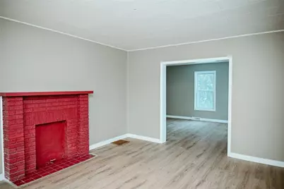 1005 Griswold St, Sharon, PA 16146 - Photo 2